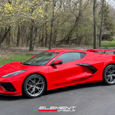 19/20 inch Staggered MRR FS06 in Gloss Gunmetal on a 2024 Chevrolet Corvette C8 Stingray