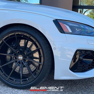 20 Inch Variant Aure in Gloss Black on a 2023 Audi RS5