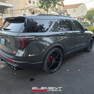 22 inch Marquee M1000W in Satin Black on a 2023 Ford Explorer