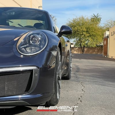 20 Staggered Variant Rian in Gloss Gunmetal on a 2017 Porsche 911 Carrera 991