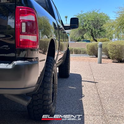 18 inch Method Race MR305 Matte Black on a 2023 Dodge Ram 2500