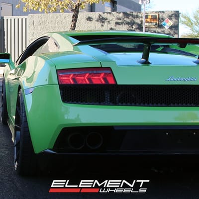 20 inch Staggered Variant Argon Gloss Piano Black on a 2008 Lamborghini Gallardo