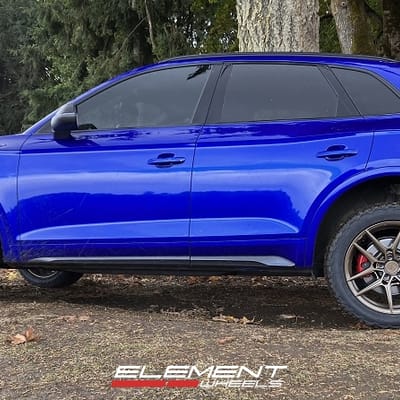 19 Inch Variant Helium Gloss Bronze on a 2022 Audi SQ5