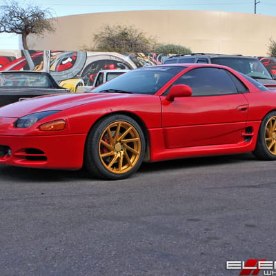 18x8.5 F1R F29 Machine Gold on a Mitsubishi 3000 GT w/ Specs