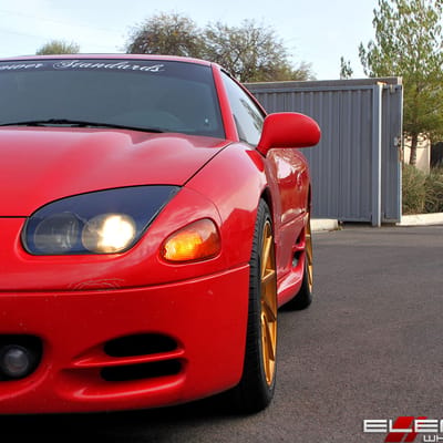 18x8.5 F1R F29 Machine Gold on a Mitsubishi 3000 GT w/ Specs