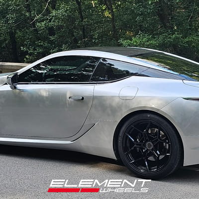21 inch Staggered Blaque Diamond BD-F25 in Gloss Black on a 2018 Lexus LC500