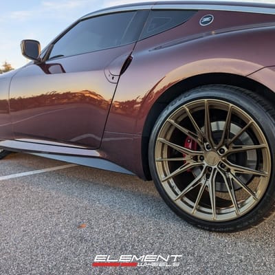 20 inch Staggered Variant Rian in Gloss Bronze on a 2024 Nissan Z