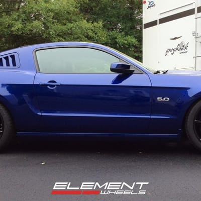 20 inch Staggered Black Di Forza BM-10 Matte Black on 2014 Ford Mustang GT (Brembo Brakes) w/ Specs