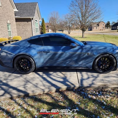 20 Staggered Ferrada FR11 in Obsidian Black on a 2024 Ford Mustang Dark Horse