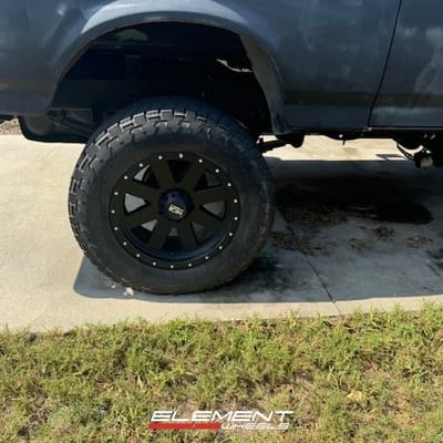 20 inch Ion Alloy 134 in Matte Black on a 1994 Ford Bronco