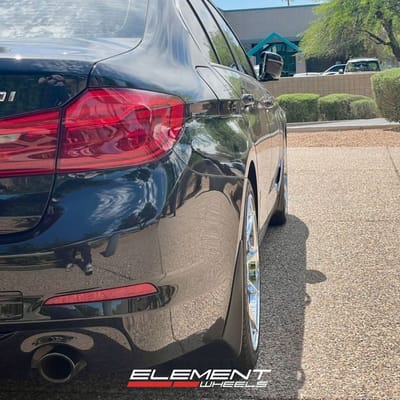 19 Inch Staggered Modern Luxury MLF12 in Chrome on a 2019 BMW 530i