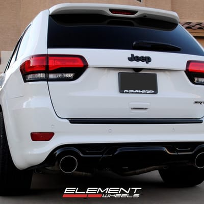 22x10.5 XO Caracas All Black Wheels 2014 Jeep Grand Cherokee SRT8 w/ Specs