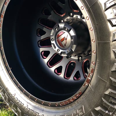 20" Forged Fuel FF19 Gloss Black/Color Match on 2018 Ford F-450