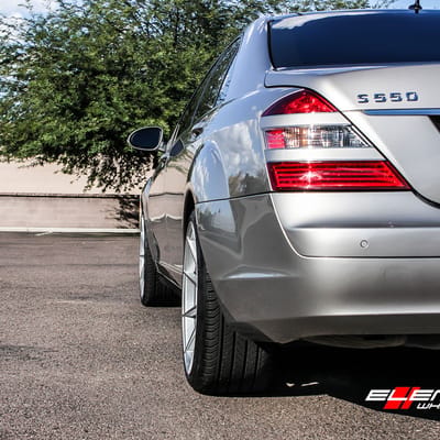 20 inch Staggered Variant Argon Silver Mirror Face on a 2007 Mercedes Benz S550