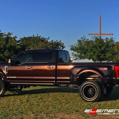 20" Forged Fuel FF19 Gloss Black/Color Match on 2018 Ford F-450
