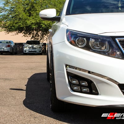 20 inch Variant Krypton Gloss Piano Black on 2015 Kia Optima
