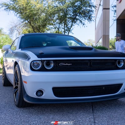 Staggered 20 Inch Vors DG10 in Matte Black on a 2021 Dodge Challenger T/A