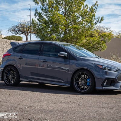 19" TSW Bathurst in Gloss Gunmetal on a 2017 Ford Focus RS