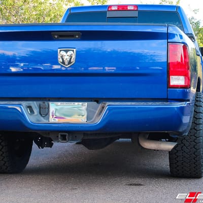 20 inch Fuel Off-Road Stroke Gloss Black w/ Candy Blue Accents D645 on 2016 Dodge Ram 1500 2WD Leveled