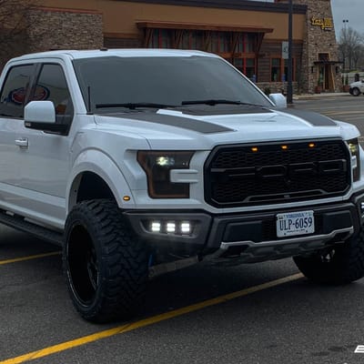 22" RBP 80R Scorpion in Gloss Black on a Leveled 2018 Ford Raptor