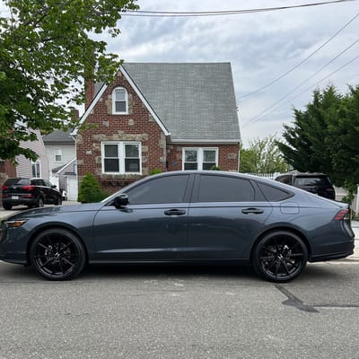 20 inch Curva Concept CFF-46 Gloss Black on a 2023 Honda Accord