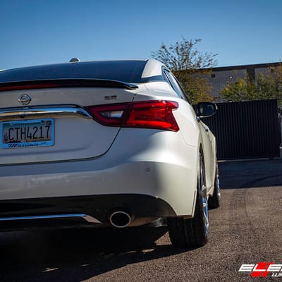 20 Inch Ferrada FR2 Machine Silver W/Chrome Lip on a 2017 Nissan Maxima