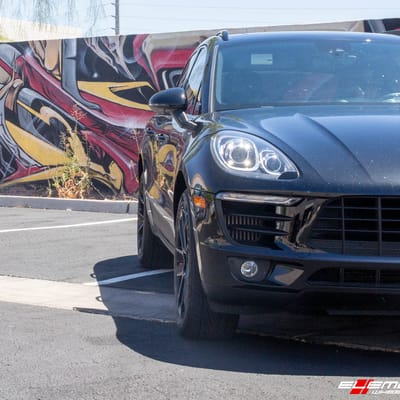 Staggered Savini Black Di Forza BM14 in Gloss Black on a 2017 Porsche Macan S