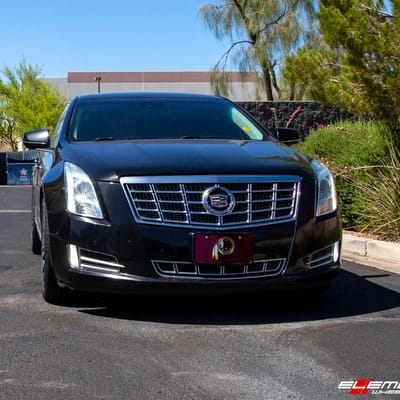 20 Inch Giovanna Spira ff in Diamond Cut Black with SS Lip on a 2015 Cadillac XTS