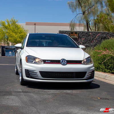 18 Inch Avant Garde M220 in Silver W/ Machined Face on a 2015 Volkswagen Golf GTI