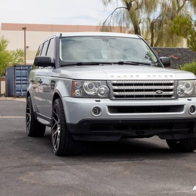 22 Inch Status Juggernaut in Gloss Black Machined on a 2009 Land Rover Range Rover Sport Supercharged