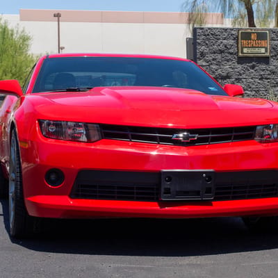 Staggered 22 Inch American Racing AR932 Splitter in Graphite on a 2015 Chevrolet Camaro LT