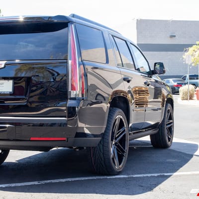24 Inch Koko Kuture Vetse in Gloss Black on a 2020 Cadillac Escalade