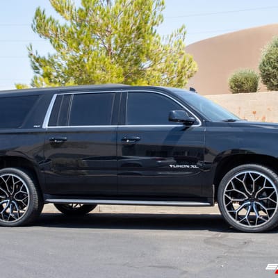 24 Inch Gianelle Monte Carlo in Gloss Black W/ Machined Face on a 2019 GMC Yukon Denali XL