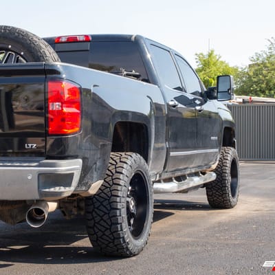 20 Inch Hostile H114 Fury Asphalt on a 2018 Chevrolet Silverado 2500