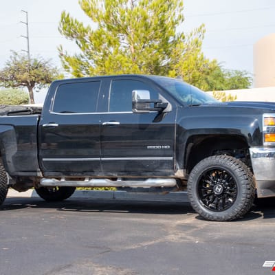 20 Inch Hostile H114 Fury Asphalt on a 2018 Chevrolet Silverado 2500