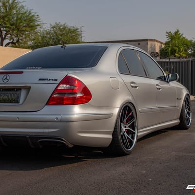 Staggered 20 Inch Ferrada FR2 Machine Black w/ Chrome Lip on a 2005 Mercedes Benz E55 AMG