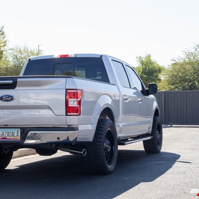 20 Inch XD Series XD842 Snare in Gloss Black w/Gray Tint on a 2019 Ford F-150
