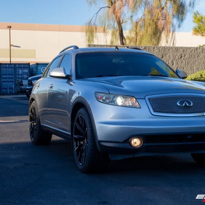 22 Inch Lexani CSS-15 in Gloss Black W/Machined Tips on a 2004 Infiniti FX35