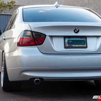 18 inch JNC 005 Gold w/ Machined Lip on 2007 BMW 328i Sedan