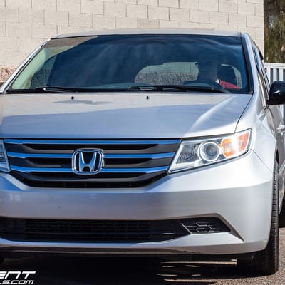 20 inch MRR HR3 Silver Machined Face on 2012 Honda Odyssey