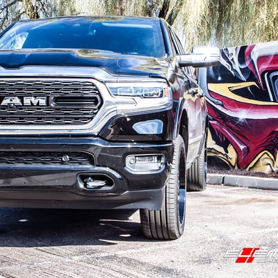 22 inch Fuel Off-Road Sledge Matte Black w/ Gloss Black Lip on 2019 Ram 1500