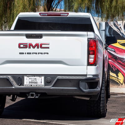 18 inch RBP 94R Gloss w/ Chrome Accents on 2019 GMC Sierra 1500 leveled