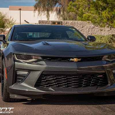 Staggered 20 Inch Variant Argon in Gloss Piano Black on a 2016 Chevrolet Camaro SS