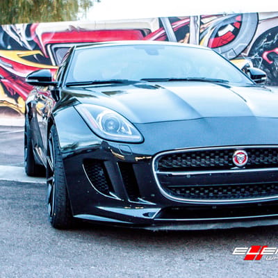 20 inch Variant Argon Gloss Piano Black on Jaguar F-Type