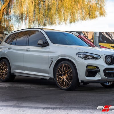 Staggered 21 Inch Rohana RFX10 on a 2019 BMW X3 M40i