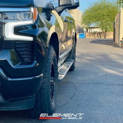 17 inch Method MR305 in Matte Black on a 2023 Chevrolet Silverado 1500