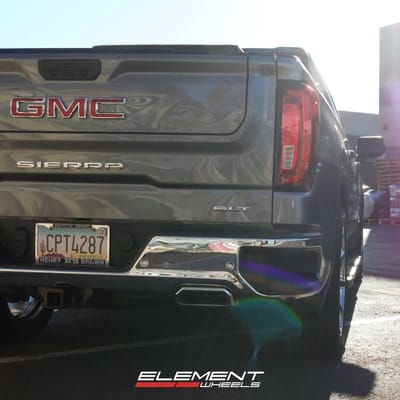 22" Dub Shot Calla Chrome on a 2019 GMC Sierra 1500
