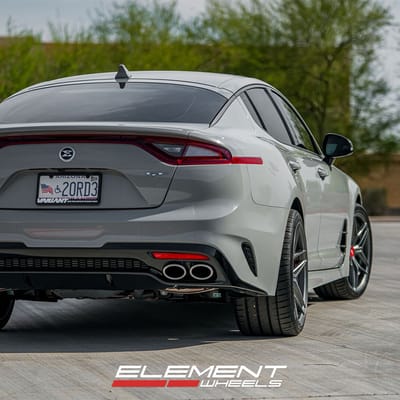 19 inch Variant Xenon Satin Gunmetal w/Red Cap on 2019 Kia Stinger
