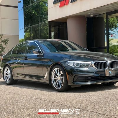 19 Inch Staggered Modern Luxury MLF12 in Chrome on a 2019 BMW 530i