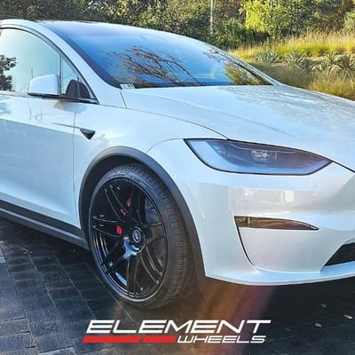 22 Inch Forgestar F14 Gloss Black on a 2023 Tesla Model X Plaid